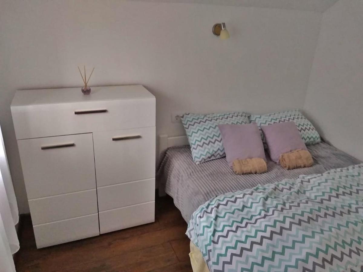 Apartmani Zapis Vrdnik Exterior photo